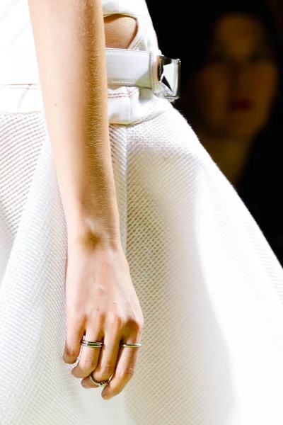 Look 14